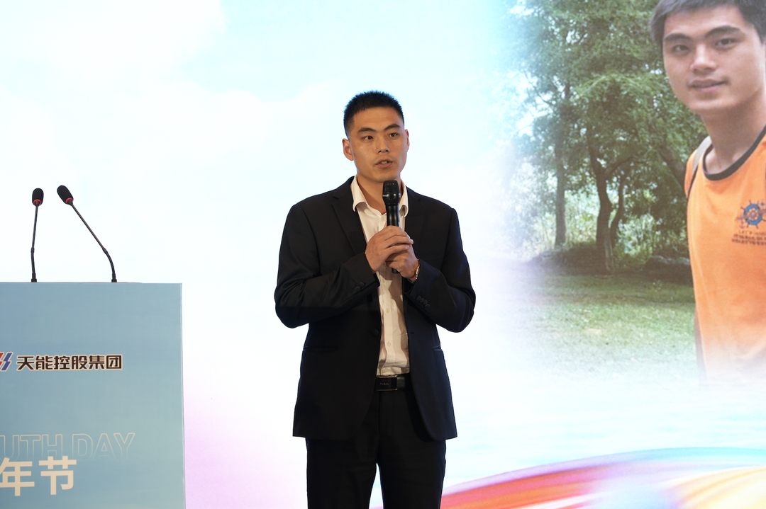 才聚333体育 智创未来|333体育青年这样过五四_1c7e971d.png